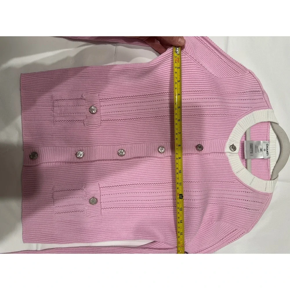 23P Chanel Pink Ribbed Knit CC Logo Button Cardigan Size 40